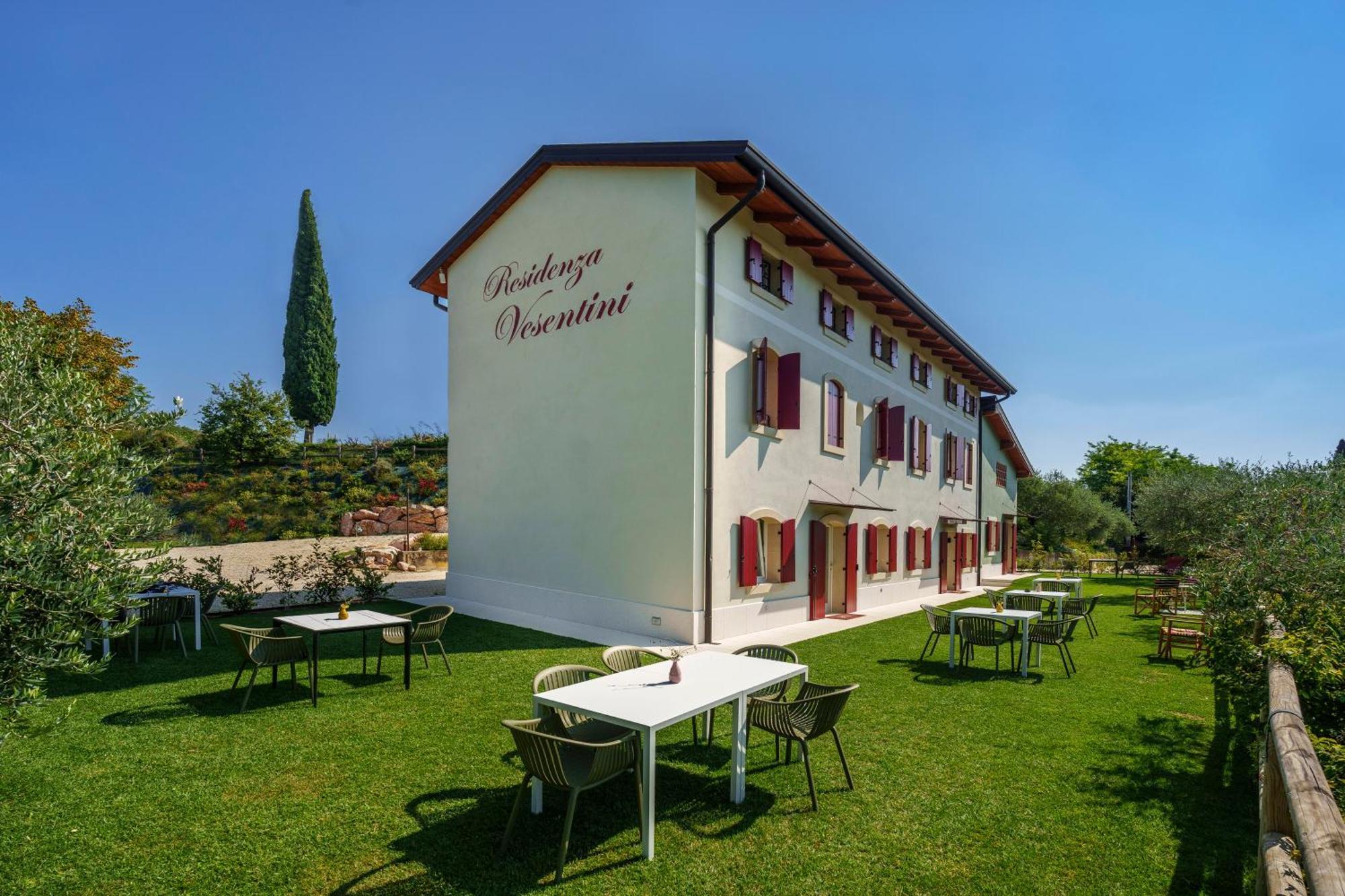 Bed and Breakfast Residenza Vesentini Pastrengo Esterno foto