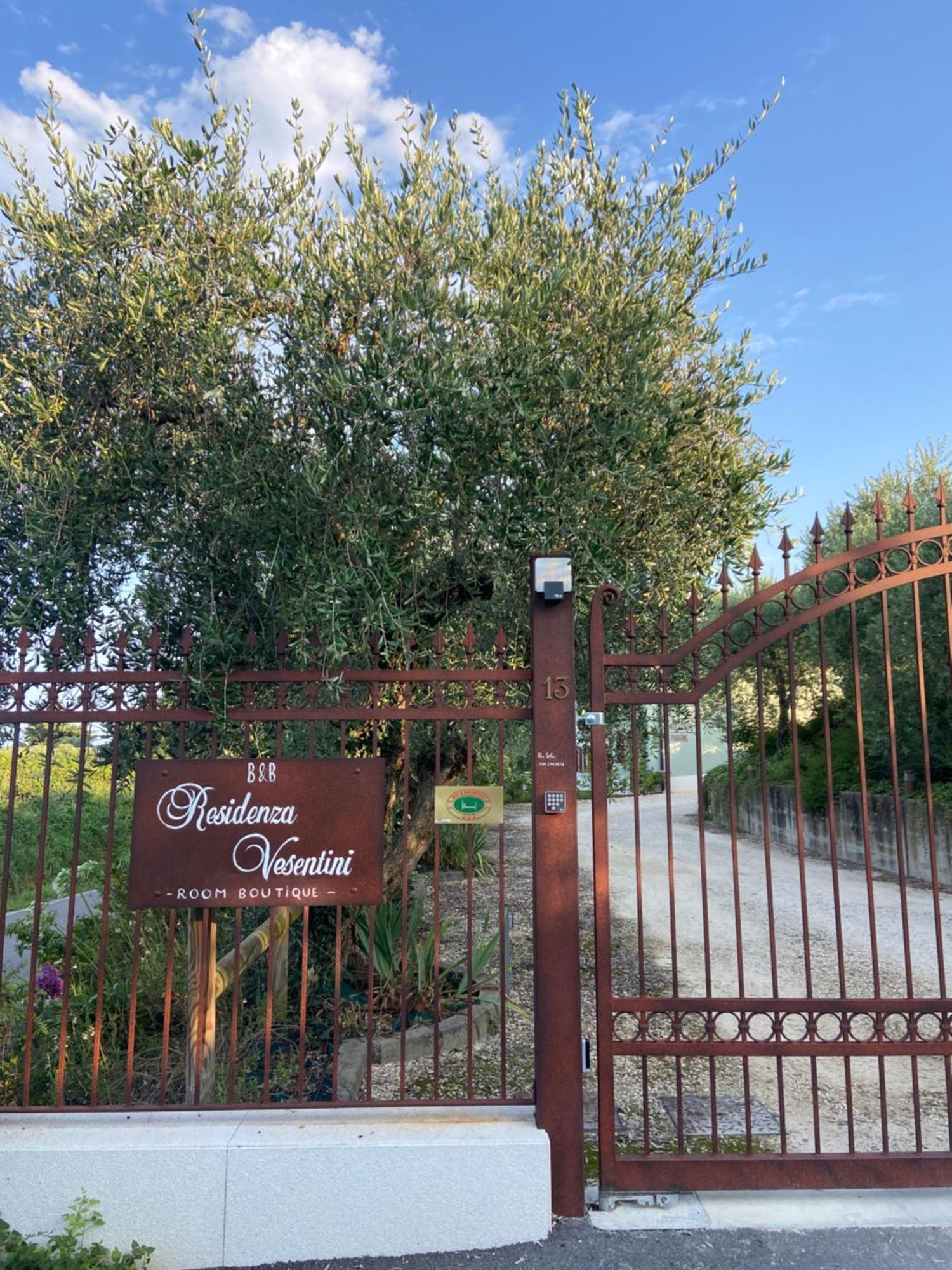 Bed and Breakfast Residenza Vesentini Pastrengo Esterno foto